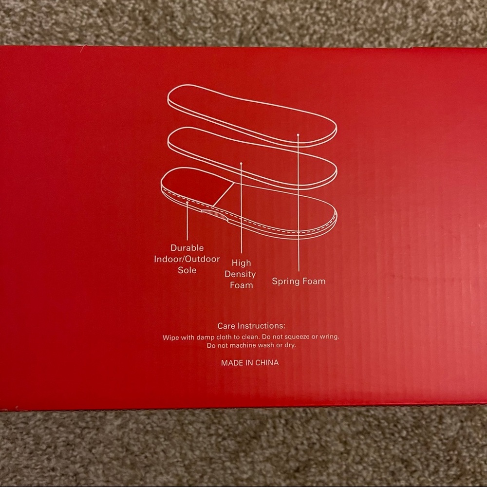 IZOD men’s slippers - Picture 3 of 8